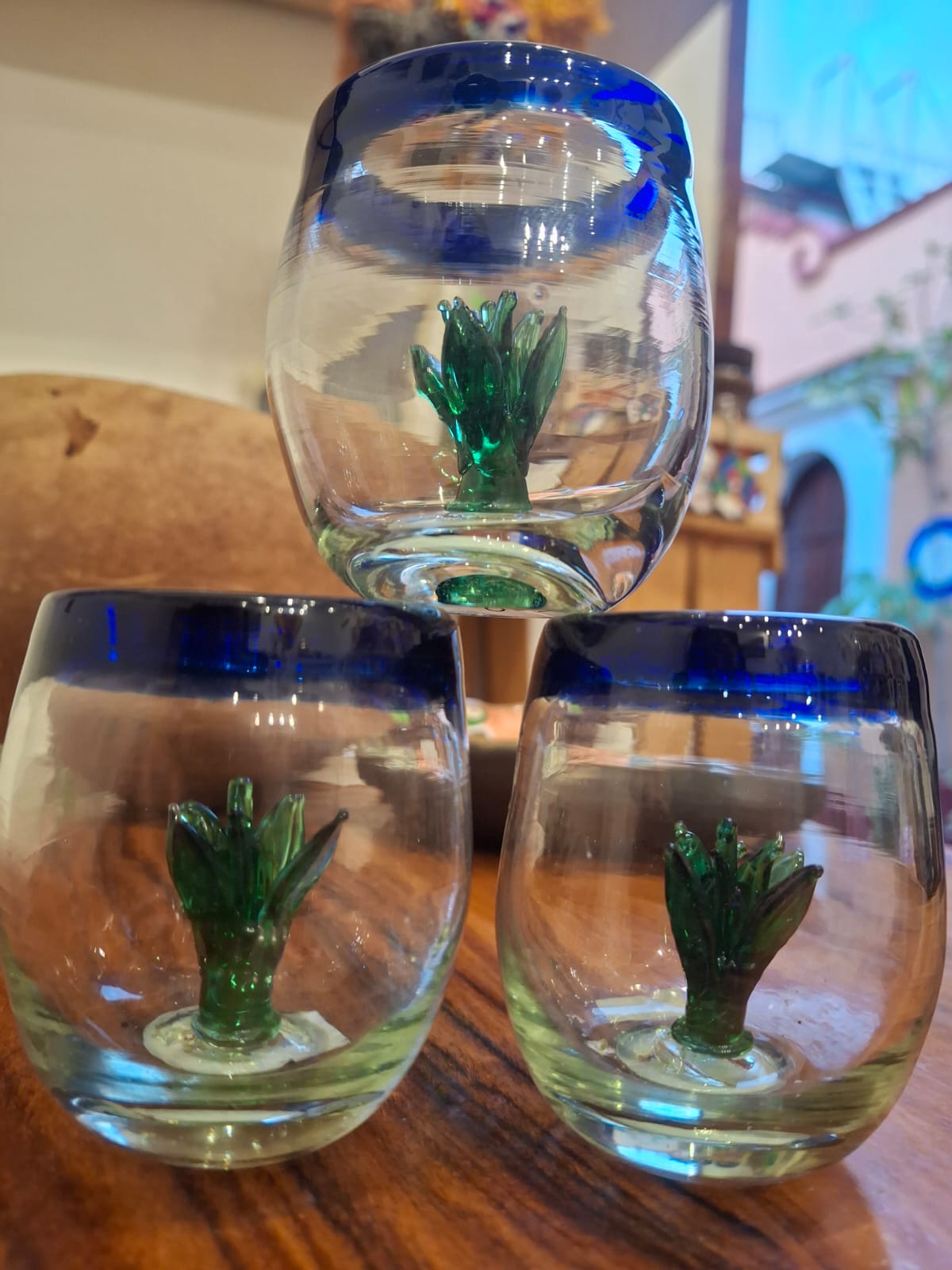 Mezcaleros de vidrio soplado con diseño de maguey – Utensilio artesanal inspirado en el agave mexicano