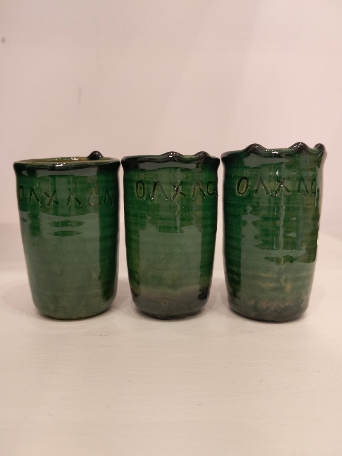 Set de 3 Mezcaleros de Barro con Forma de Carrizo Verde – Hechos y Pintados a Mano