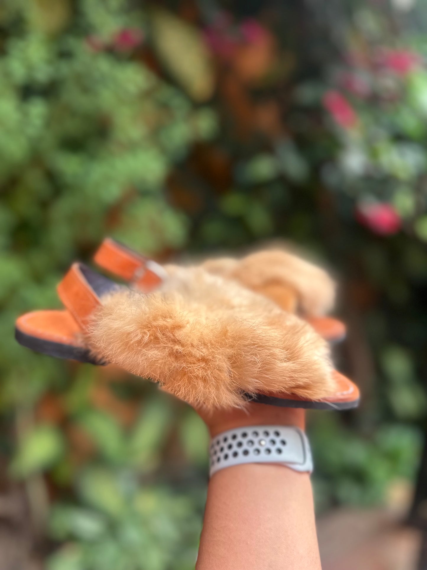 Huaraches artesanales con pelito – Calzado mexicano hecho a mano en piel