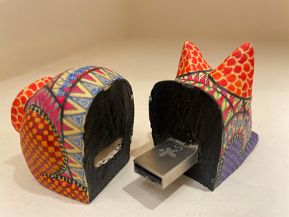 Memoria USB de alebrije 8GB en madera tallada y pintada a mano – San Martín Tilcajete Oaxaca