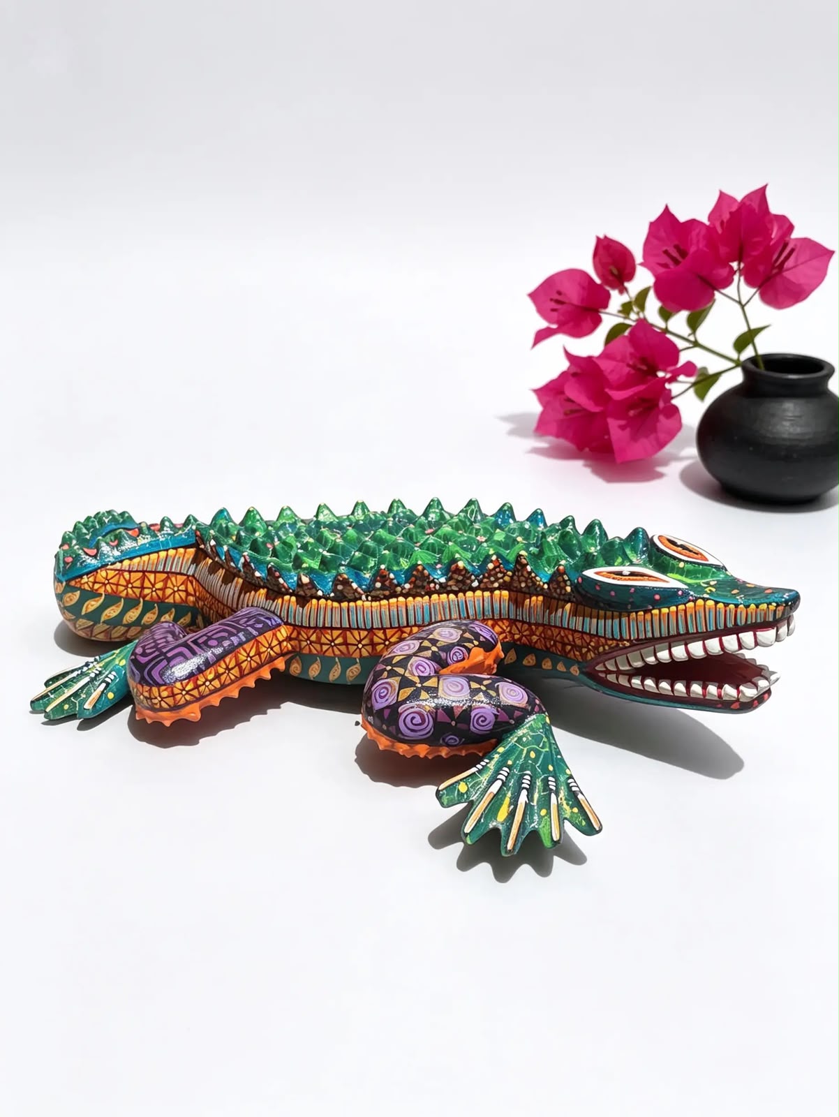 Alebrije Artesanal de Cocodrilo Mediano Tallado y Pintado a Mano | Oaxaca